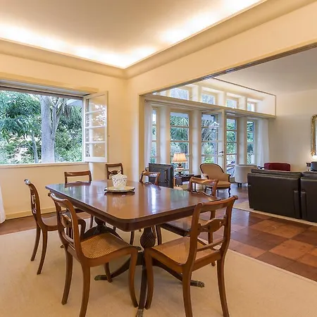 Casa Das Cicas - Downtown Family Living
