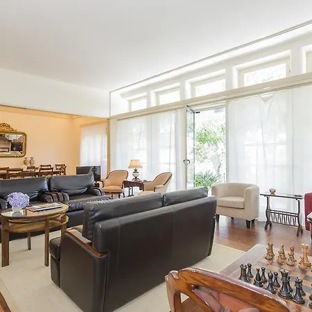 Casa Das Cicas - Downtown Family Living *
