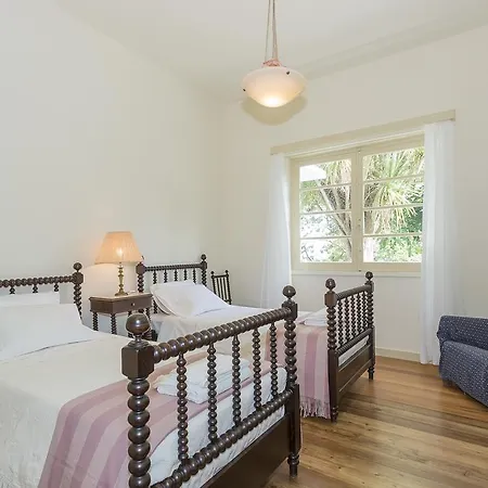 Casa Das Cicas - Downtown Family Living *